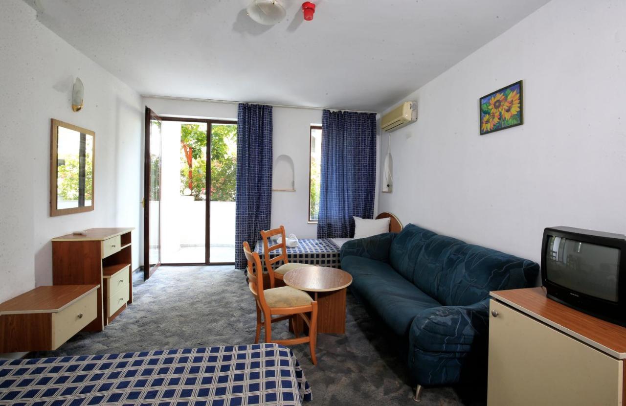 Hotel Corona Sveti Vlas Ngoại thất bức ảnh