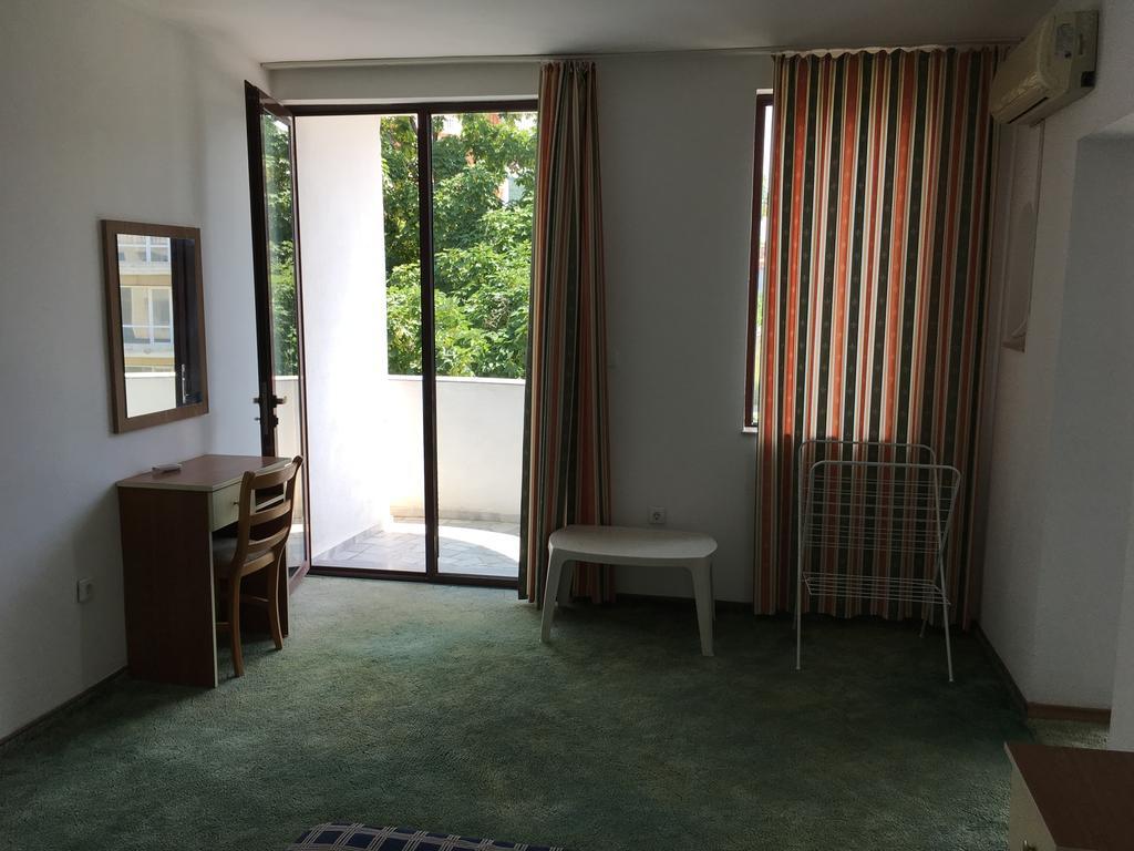 Hotel Corona Sveti Vlas Ngoại thất bức ảnh