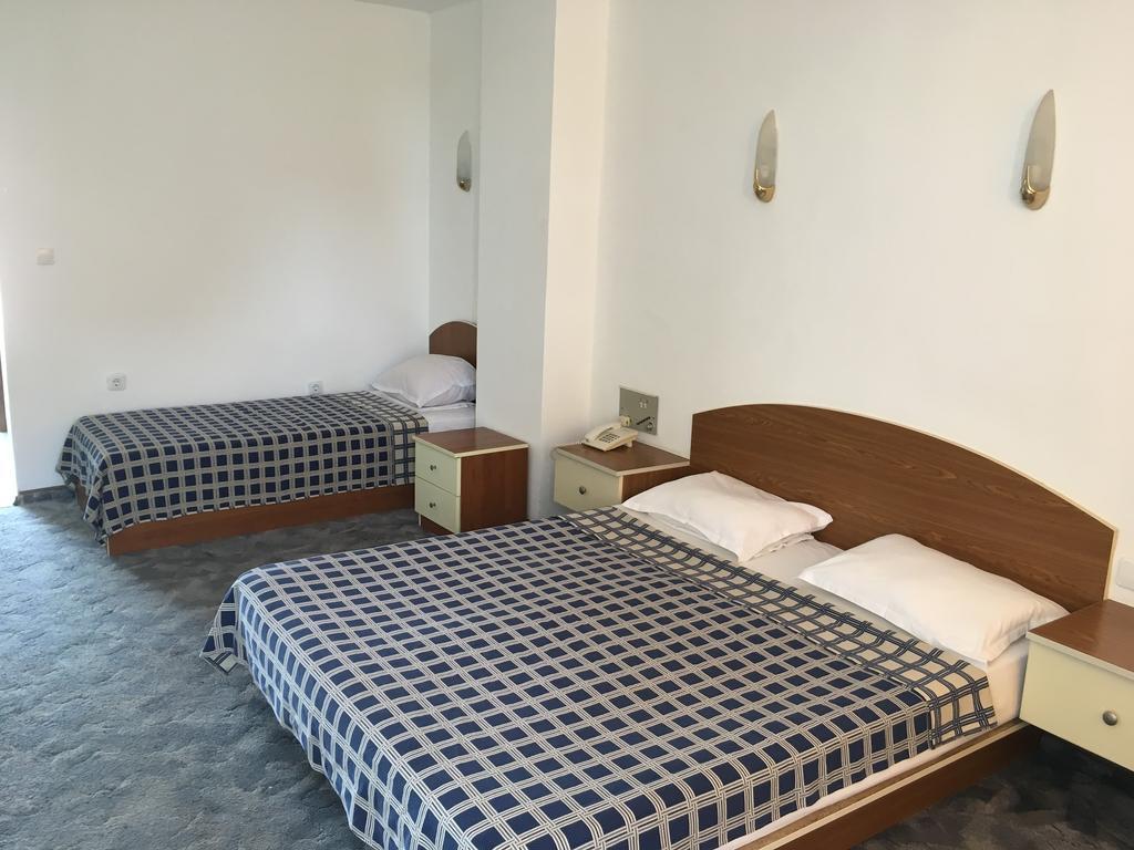 Hotel Corona Sveti Vlas Ngoại thất bức ảnh