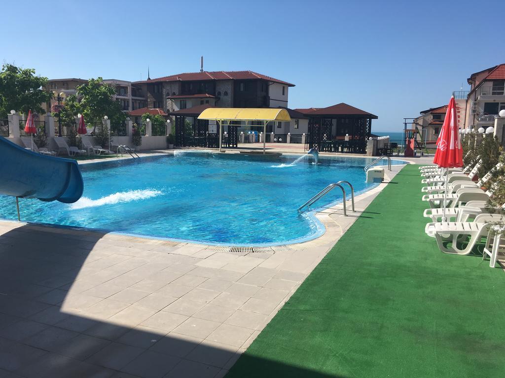 Hotel Corona Sveti Vlas Ngoại thất bức ảnh