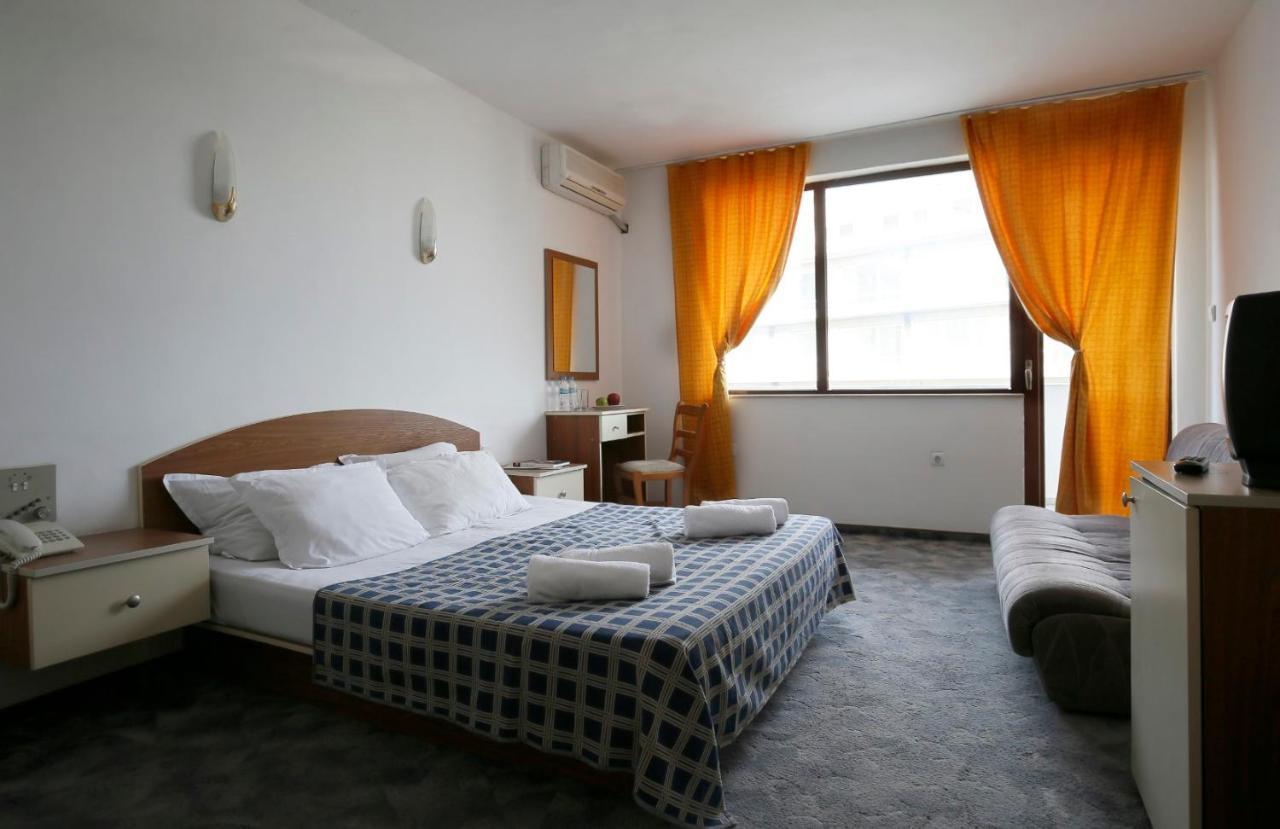 Hotel Corona Sveti Vlas Ngoại thất bức ảnh